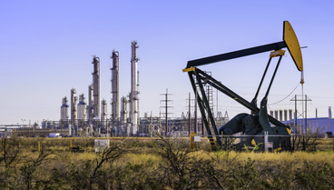 Oil demand share falls below 30% for the first time